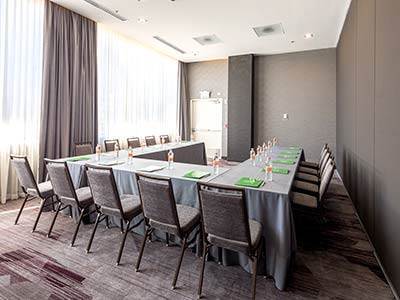 Courtyard By Marriott Hotel