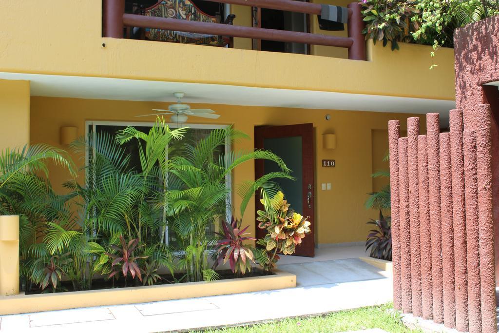 Mangos * Zihuatanejo