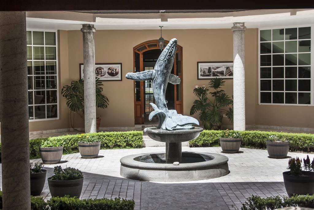 Esmeralda Hotel
