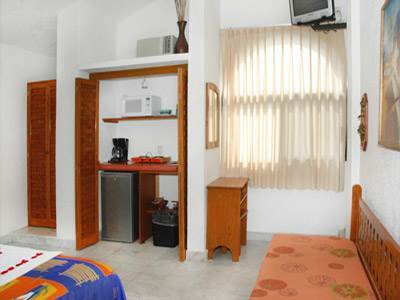 Mercedes Hotel 3*