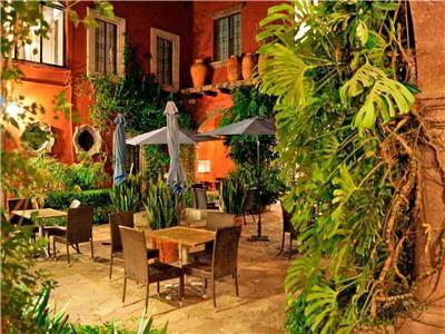 Casa Luna Boutique Hotel