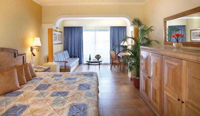 Resort Barcelo Maya Colonial Xpu Ha
