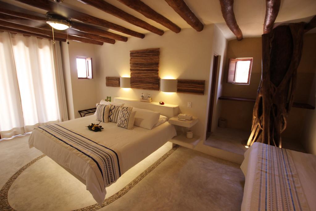 Exe El Pueblito Hotel