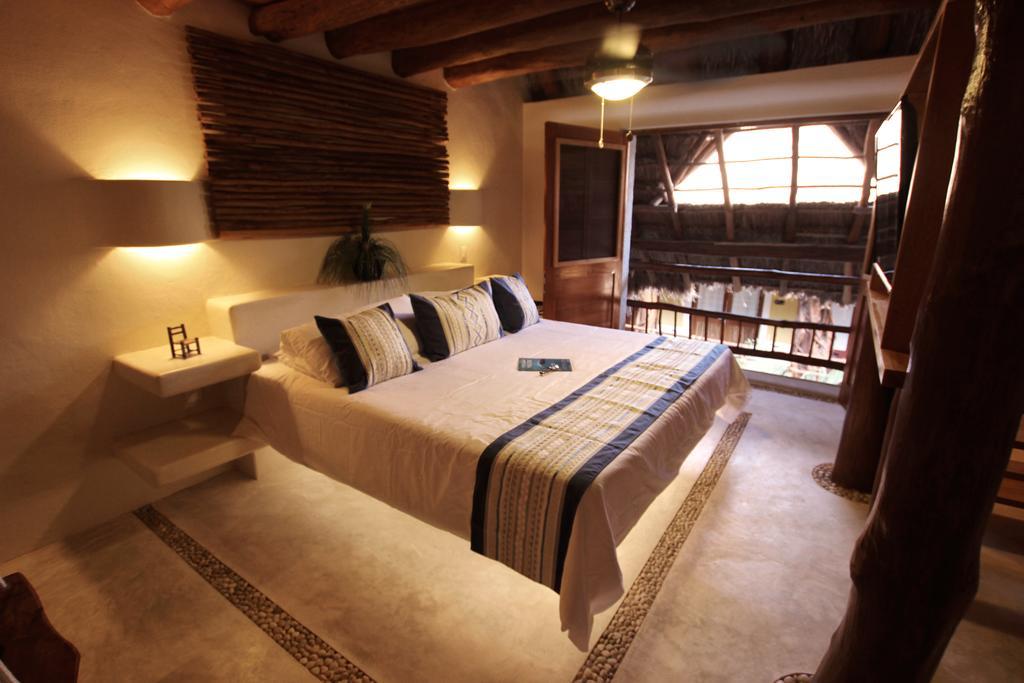 Exe El Pueblito Hotel