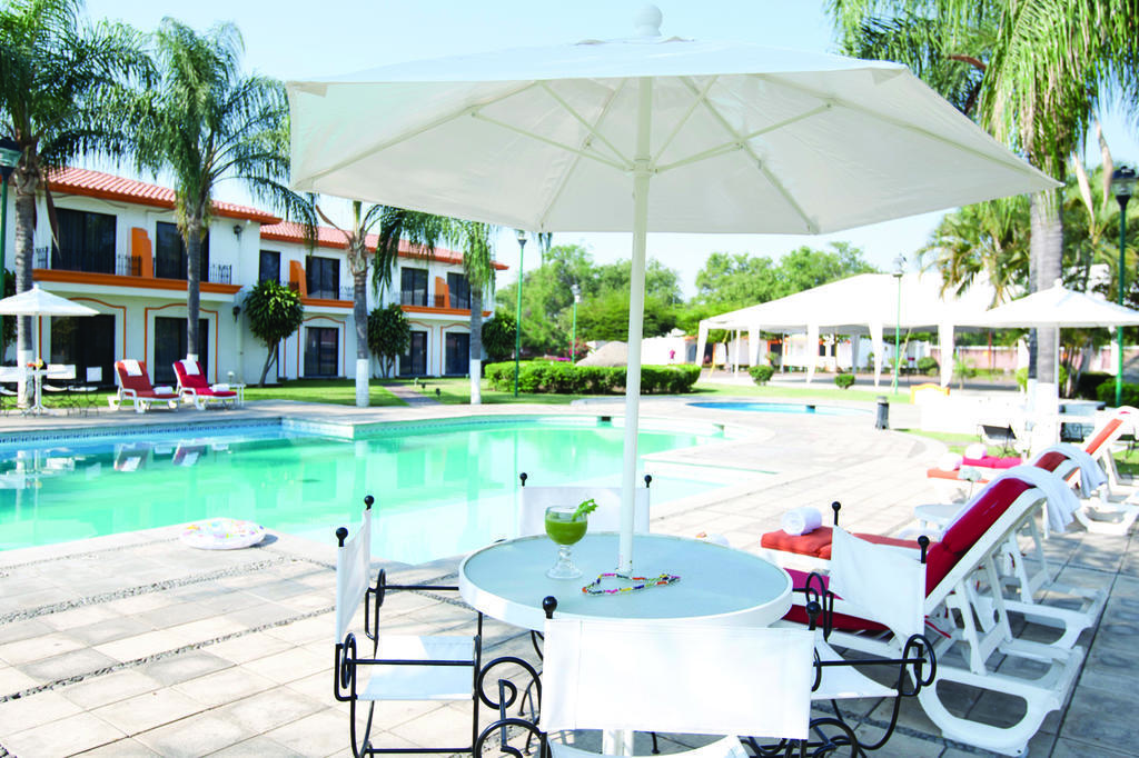 Hotel Mision Colima