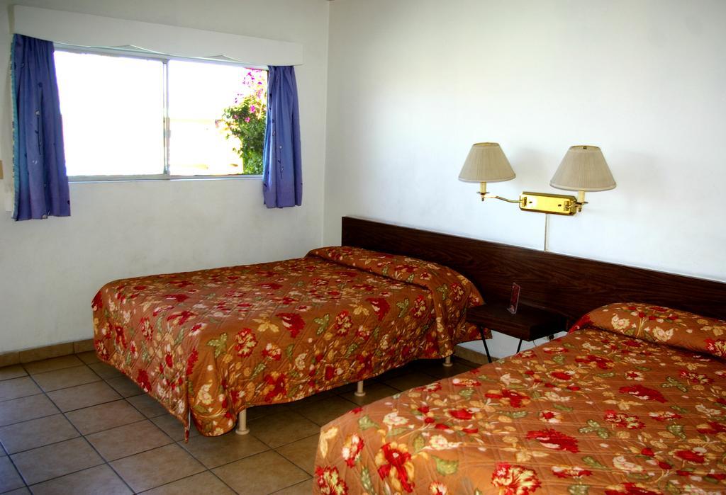 Hotel Presidente Ensenada