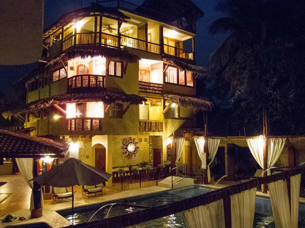 Azucenas Hotel