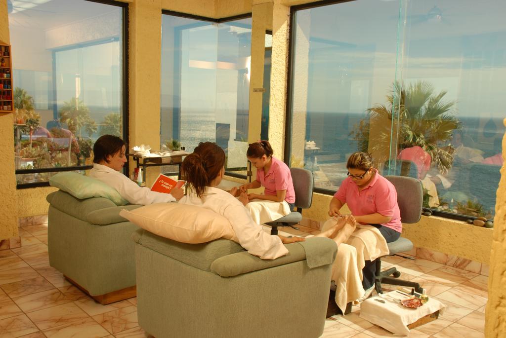 Rocas & Resort