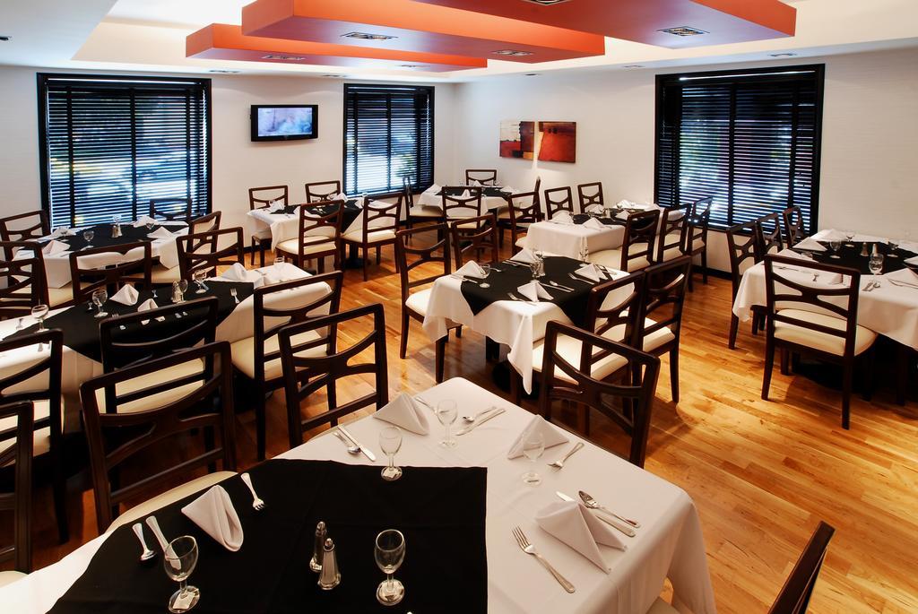 Real Del Rio Hotel