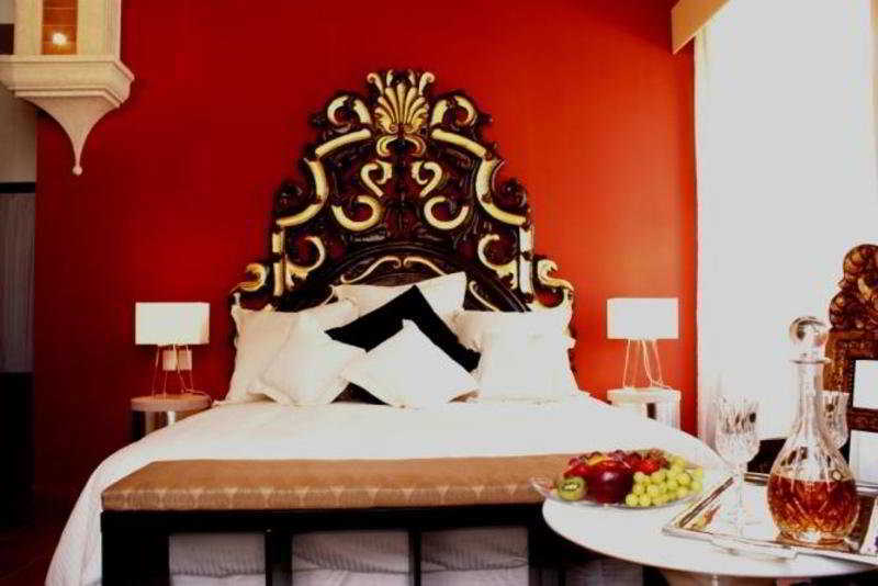 Herencia By Hosting House