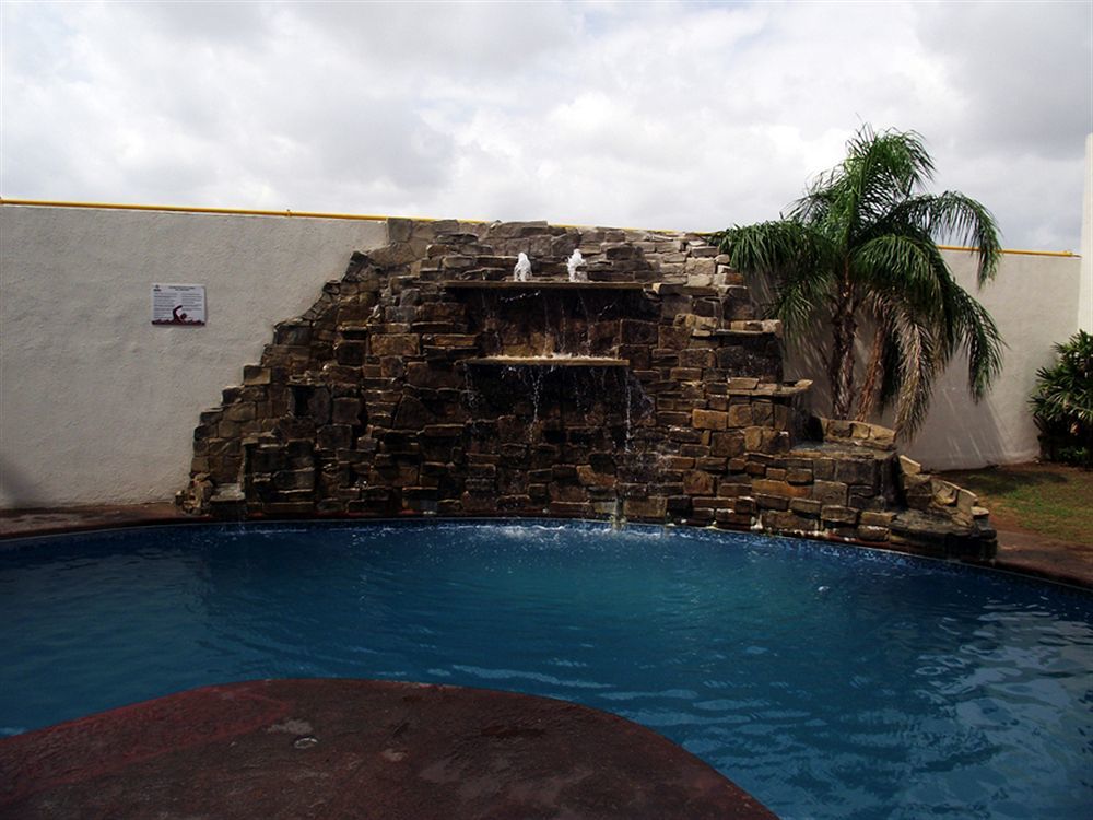 Colon Plaza 4*