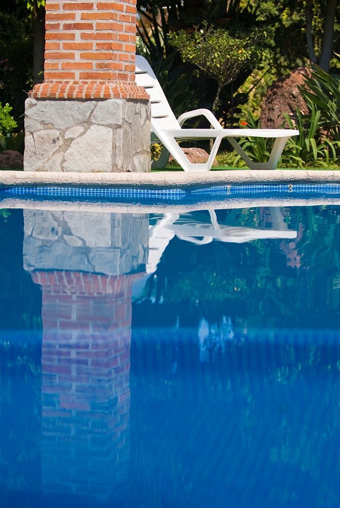 Hotel La Casa De Patios &