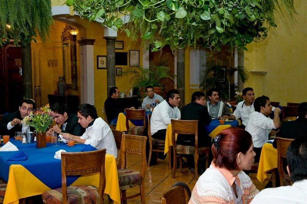 La Casa De Patios & 5*