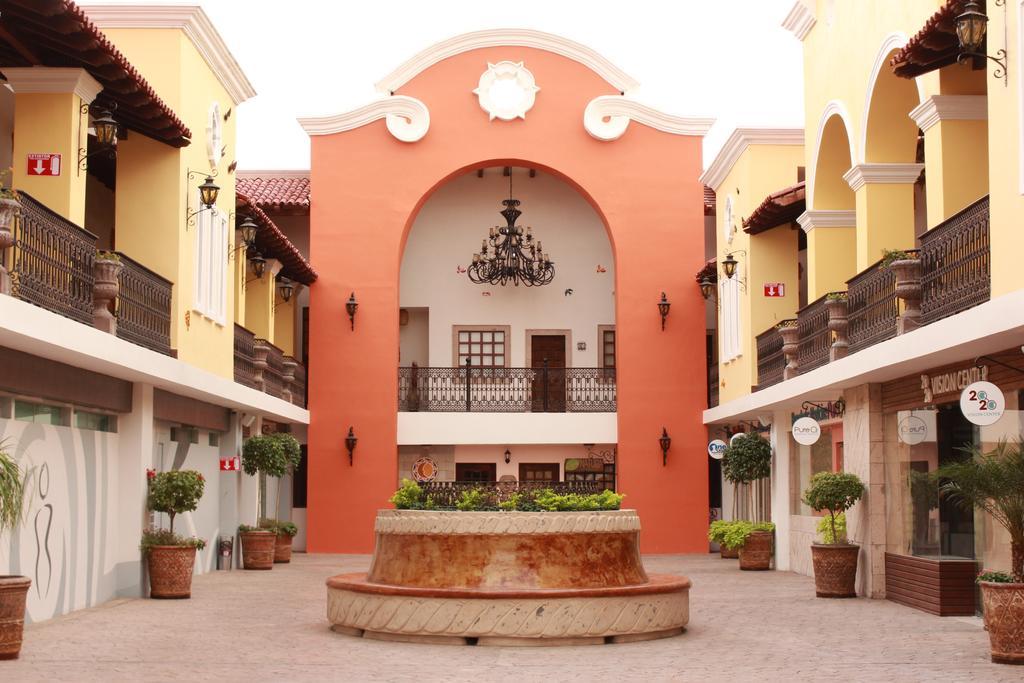 Hotel Cielito Lindo 3*