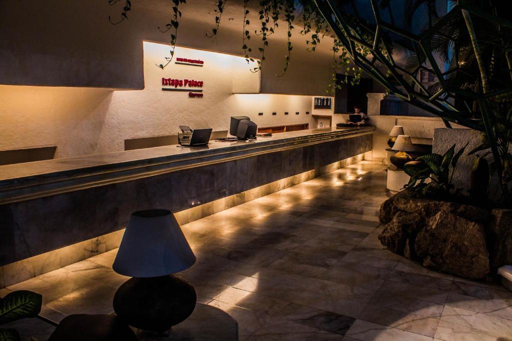 Ixtapa Palace Hotel 4*
