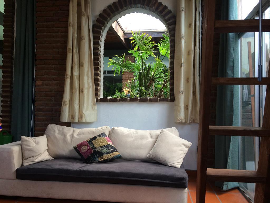Oui Madame Bed & Breakfast 3*