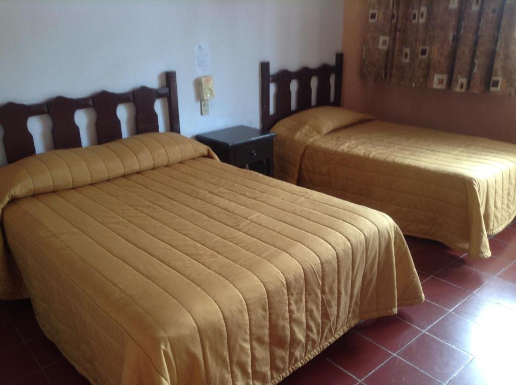 Las Jacarandas Hotel 3*