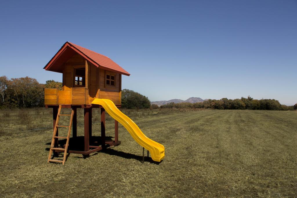 Rancho Madronos *