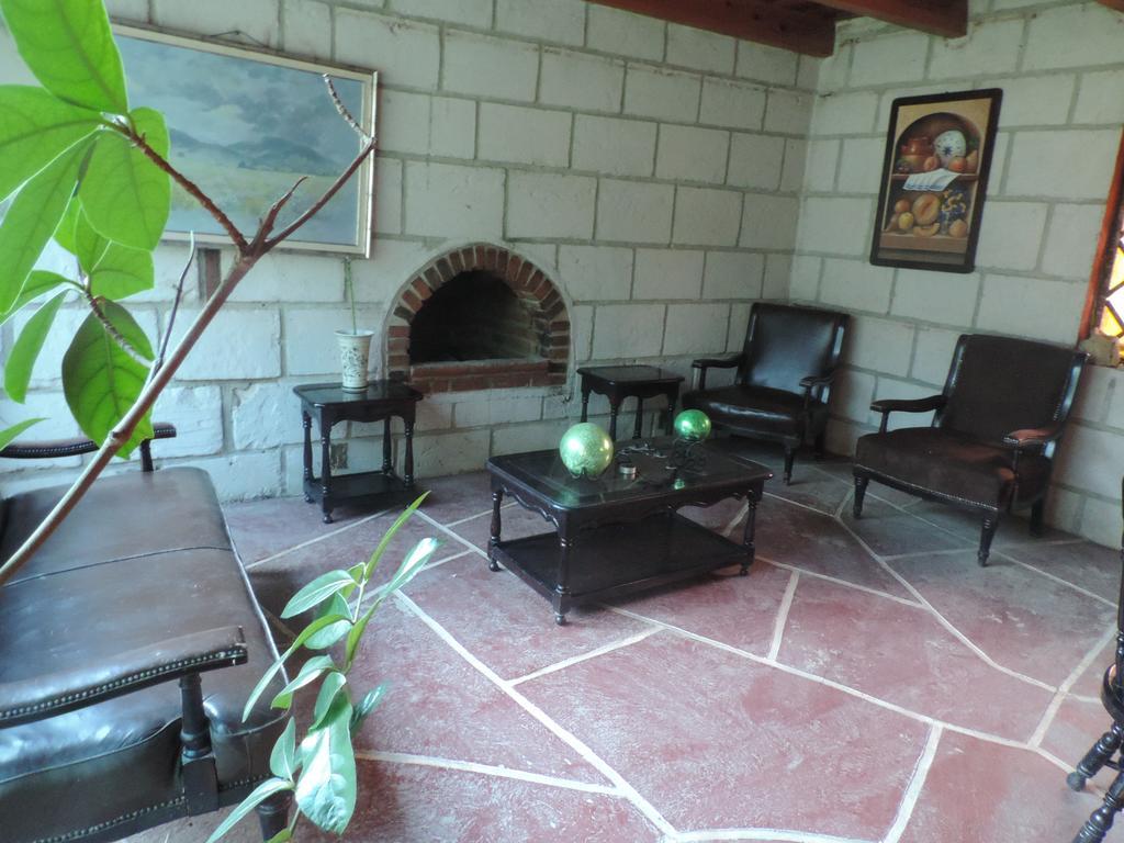 Rancho Madronos Country house Villa del Carbon