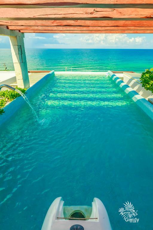 Deep Blue Apartment