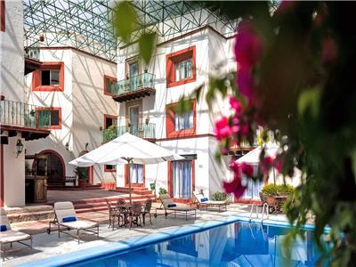Hotel Mision