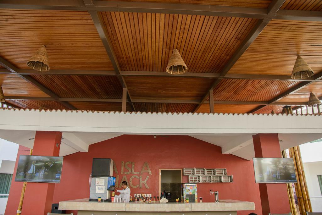 La Isla 4*