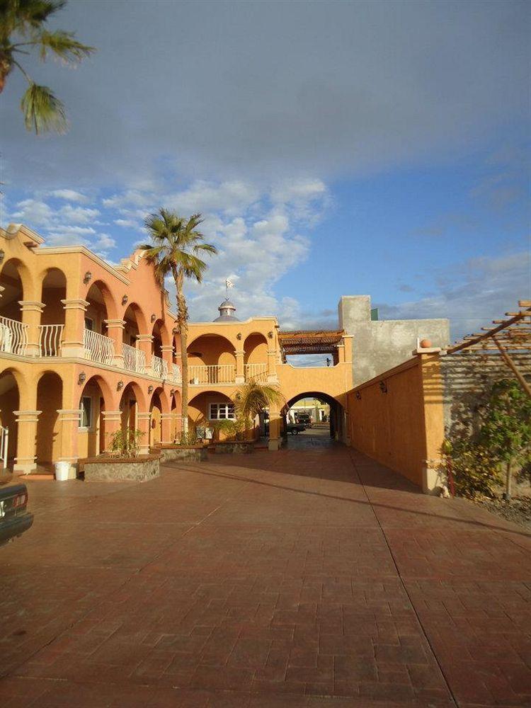 Hotel Angra Loreto (Baja California Sur)