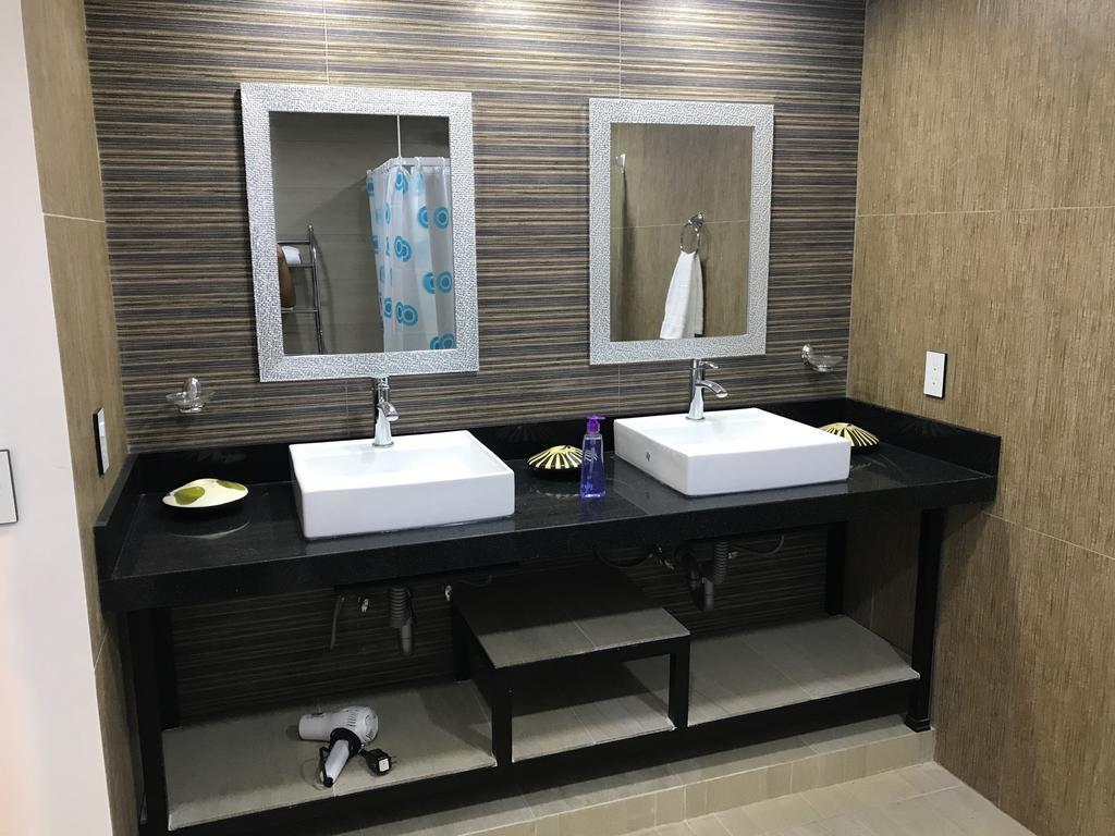Apartment Brisas 10 Beachside Cancun