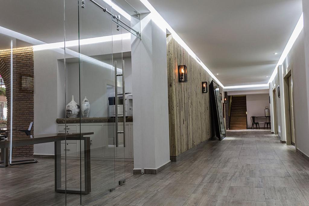 Nehotel Nueva Hotel Leon