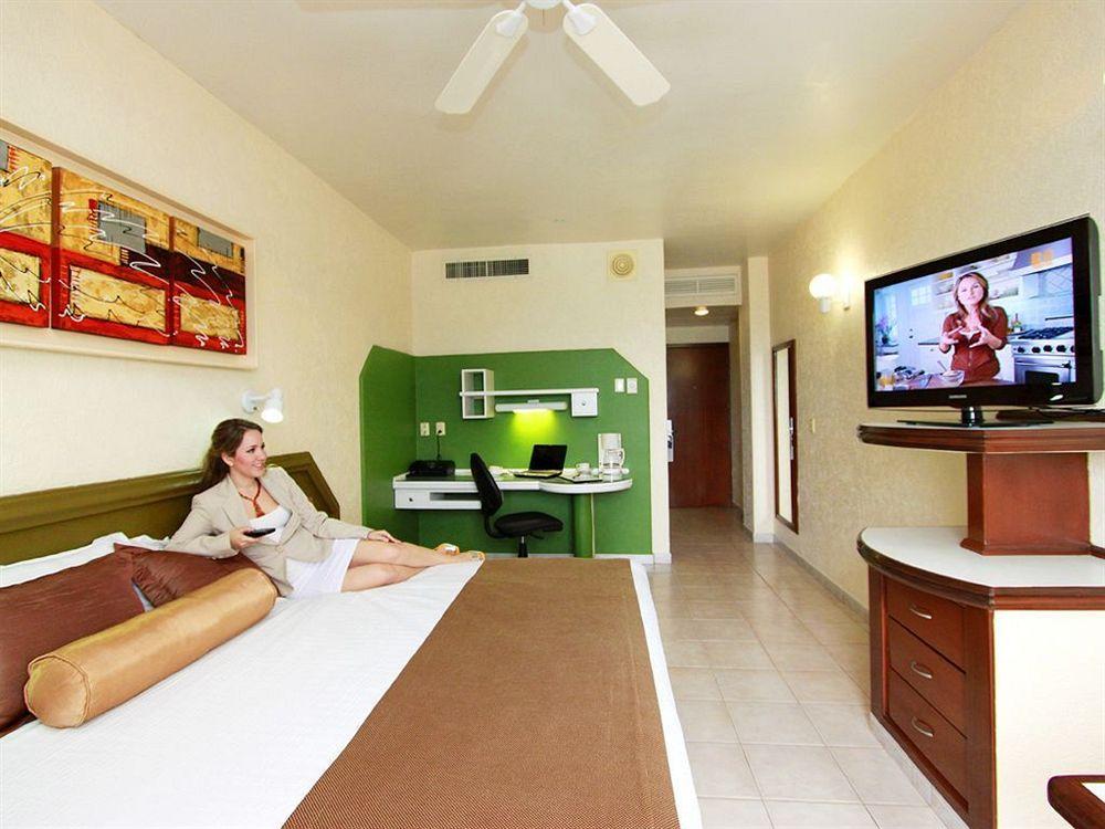 Olas Altas & Hotel Mazatlan