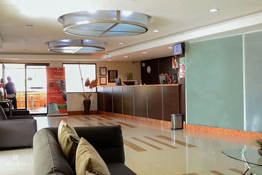 Vista Premium Hotel