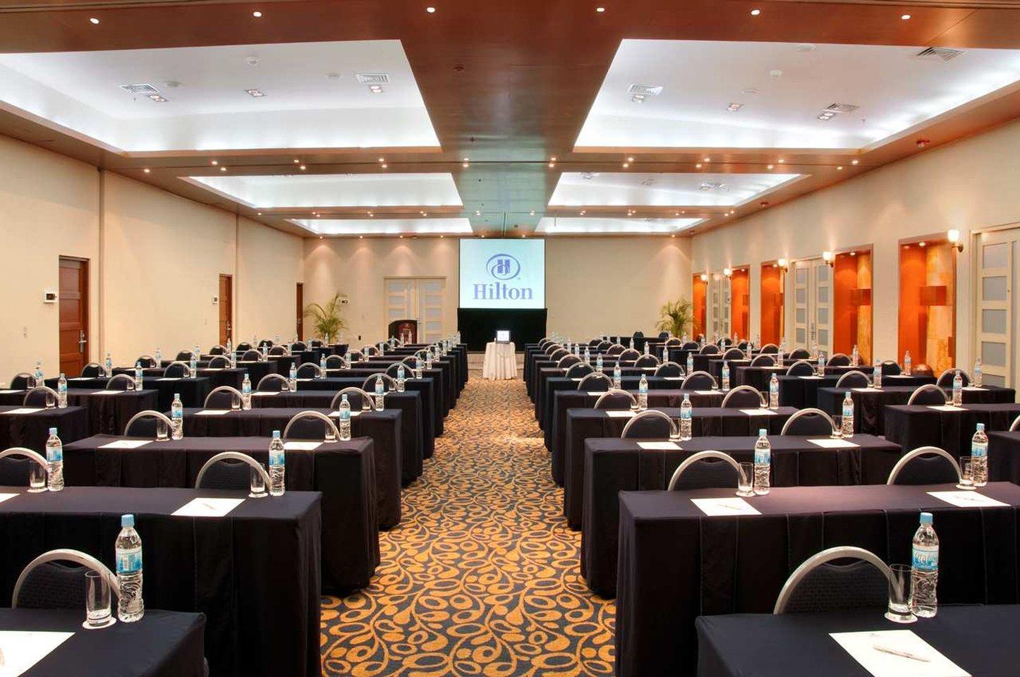 - Aeropuerto By Ihg 4*