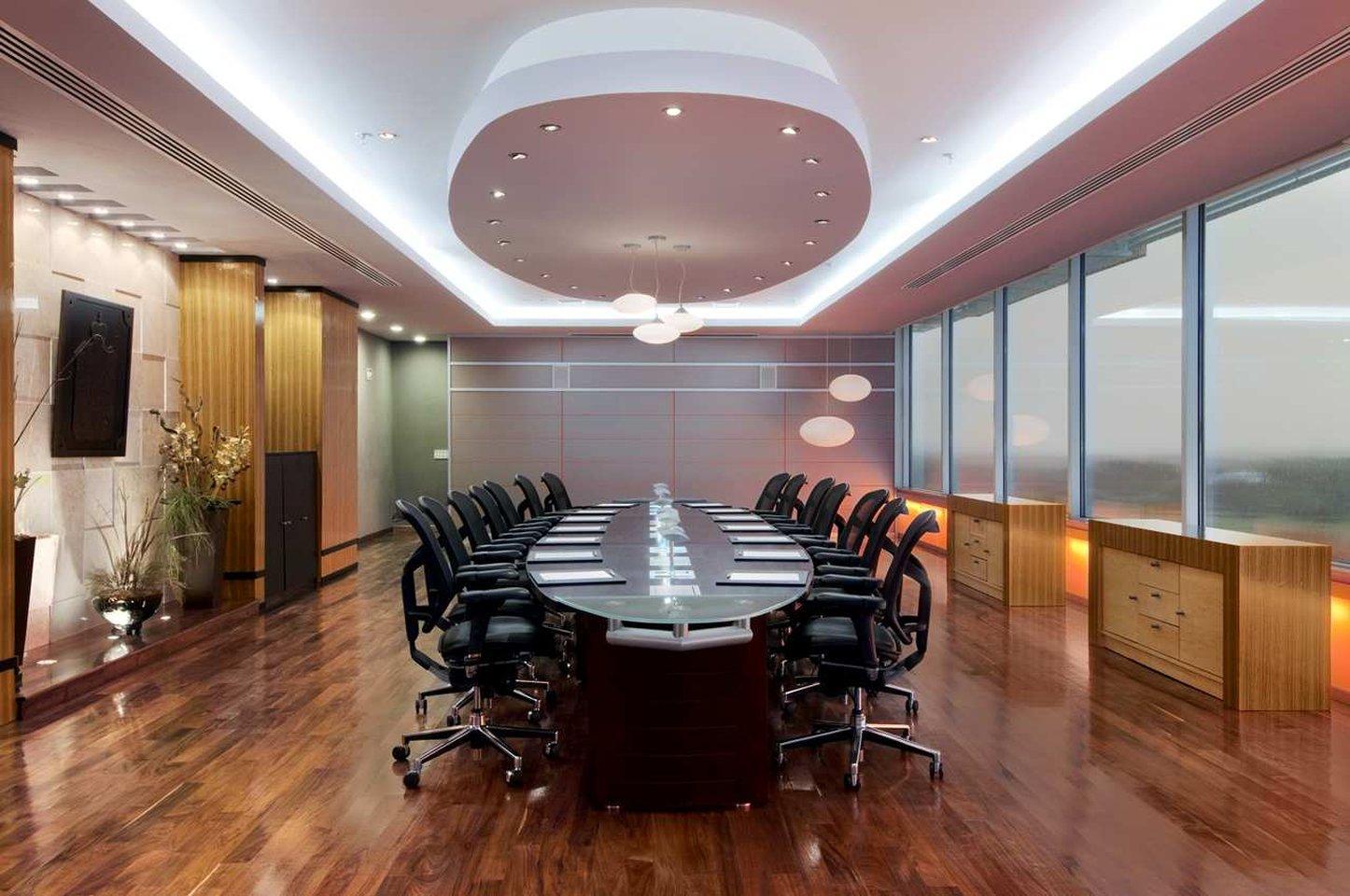 - Aeropuerto By Ihg Hotel 4*