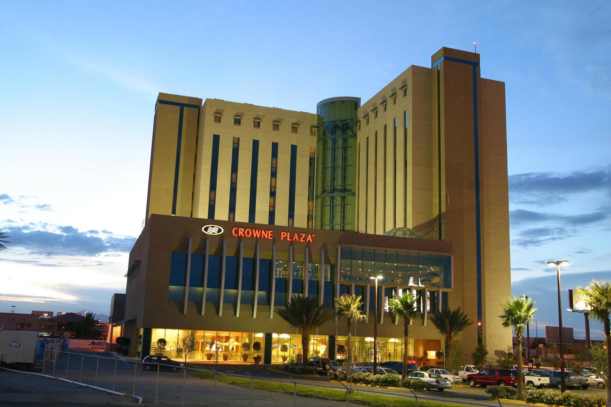 Crowne Plaza By Ihg 4*