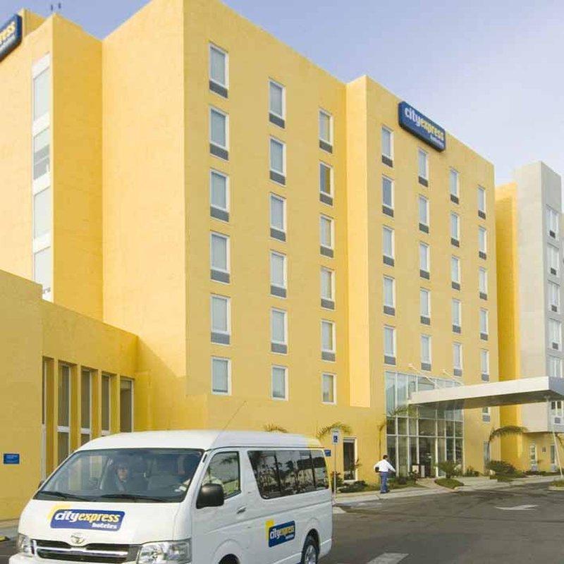Express By Marriott Hotel 4*