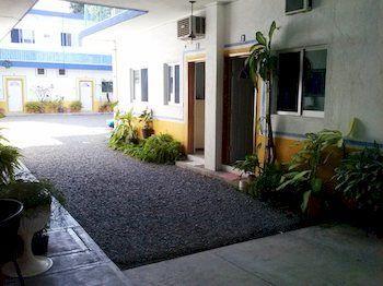 Hotel Sarabi Barra de Navidad