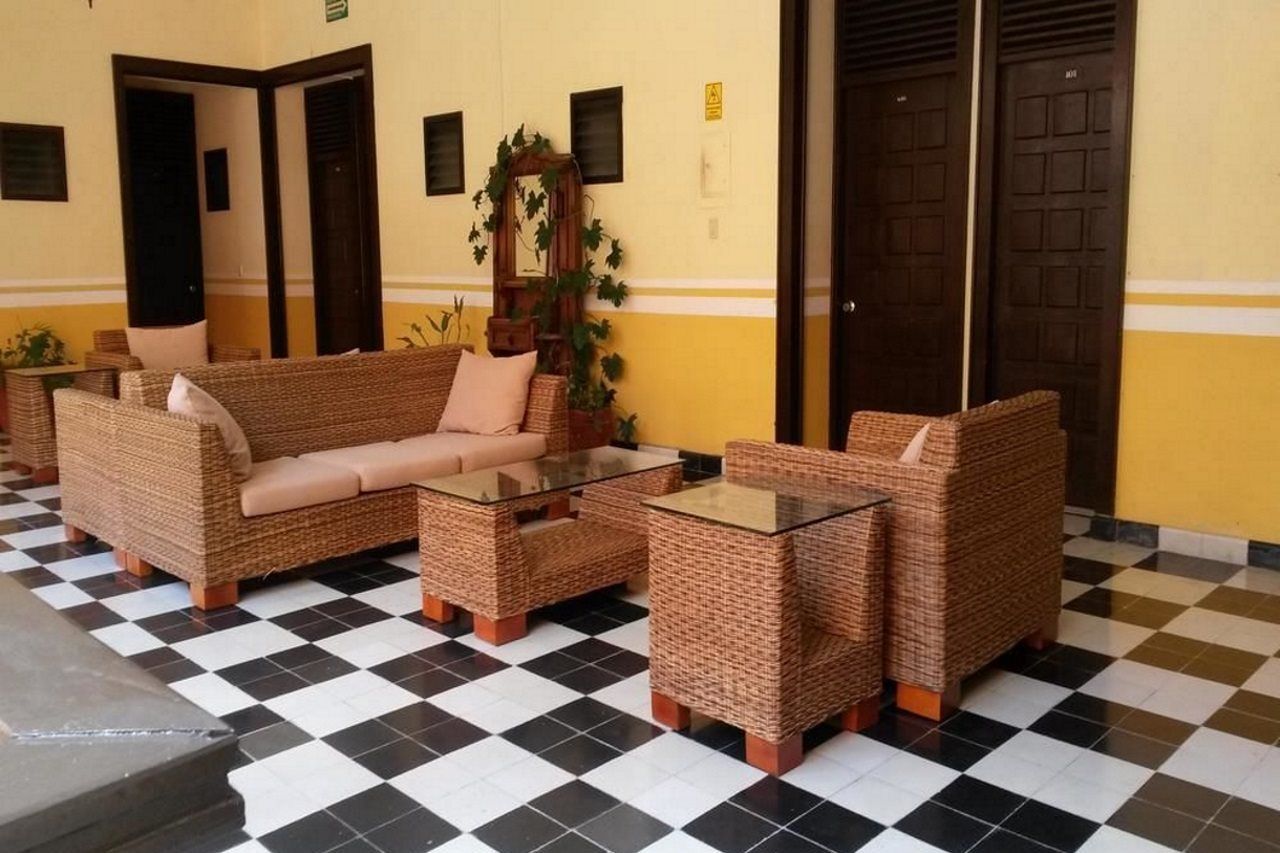 Hotel Mision