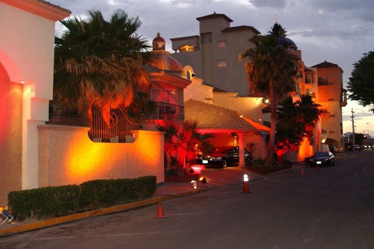 Hotel Business & Maria Bonita