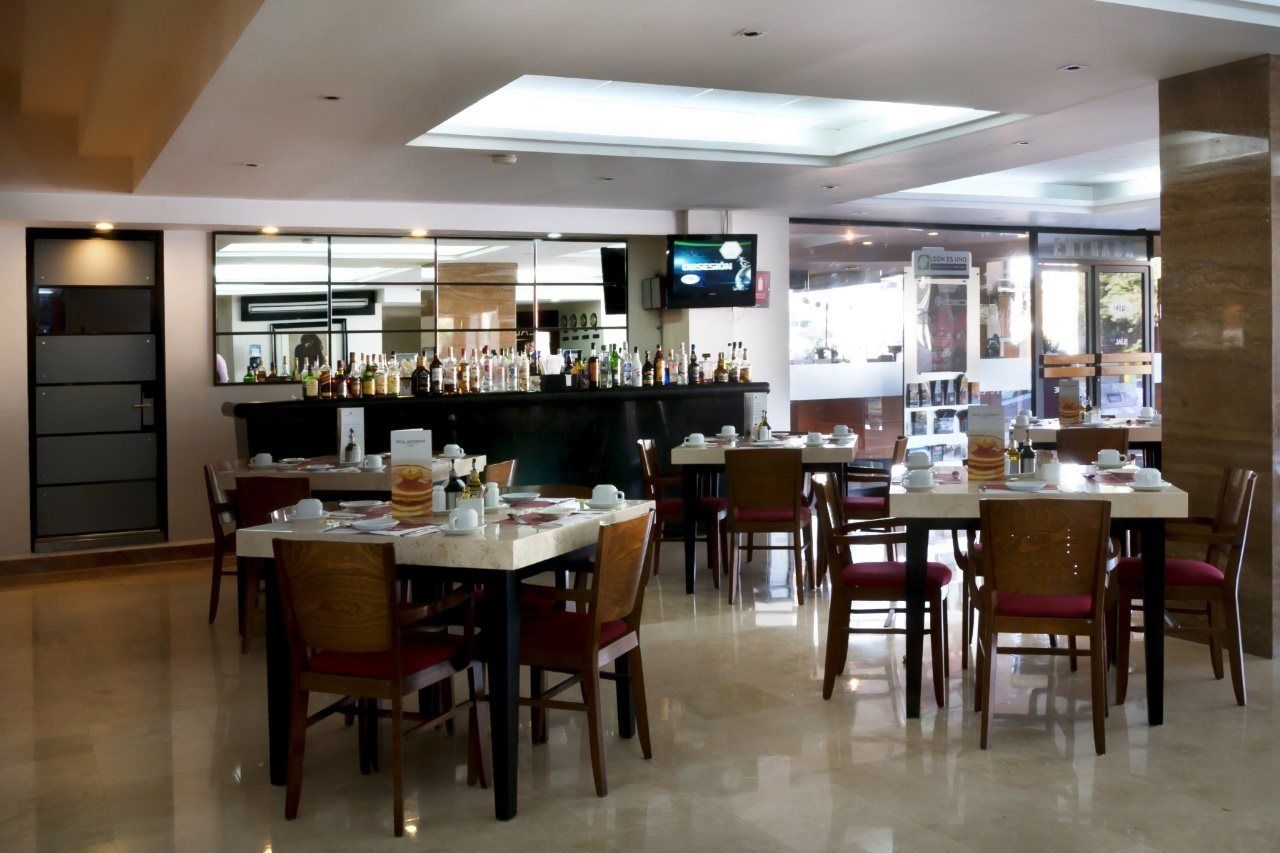Imperio De Angeles Executive Poliforum 4*