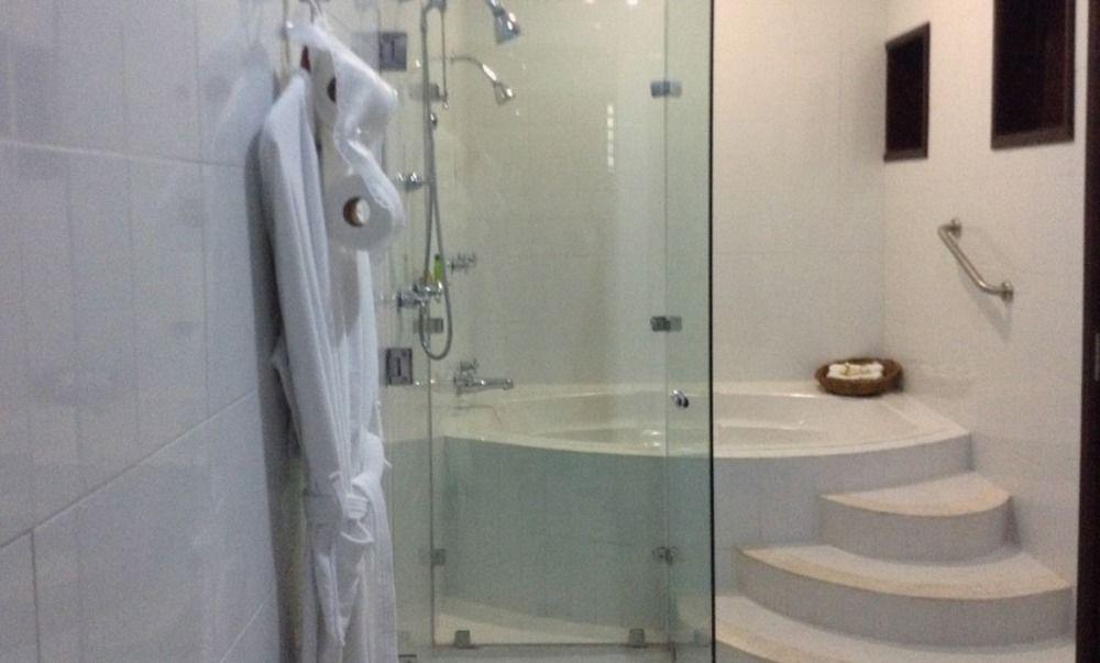 Mayan Secret Boutique 4*
