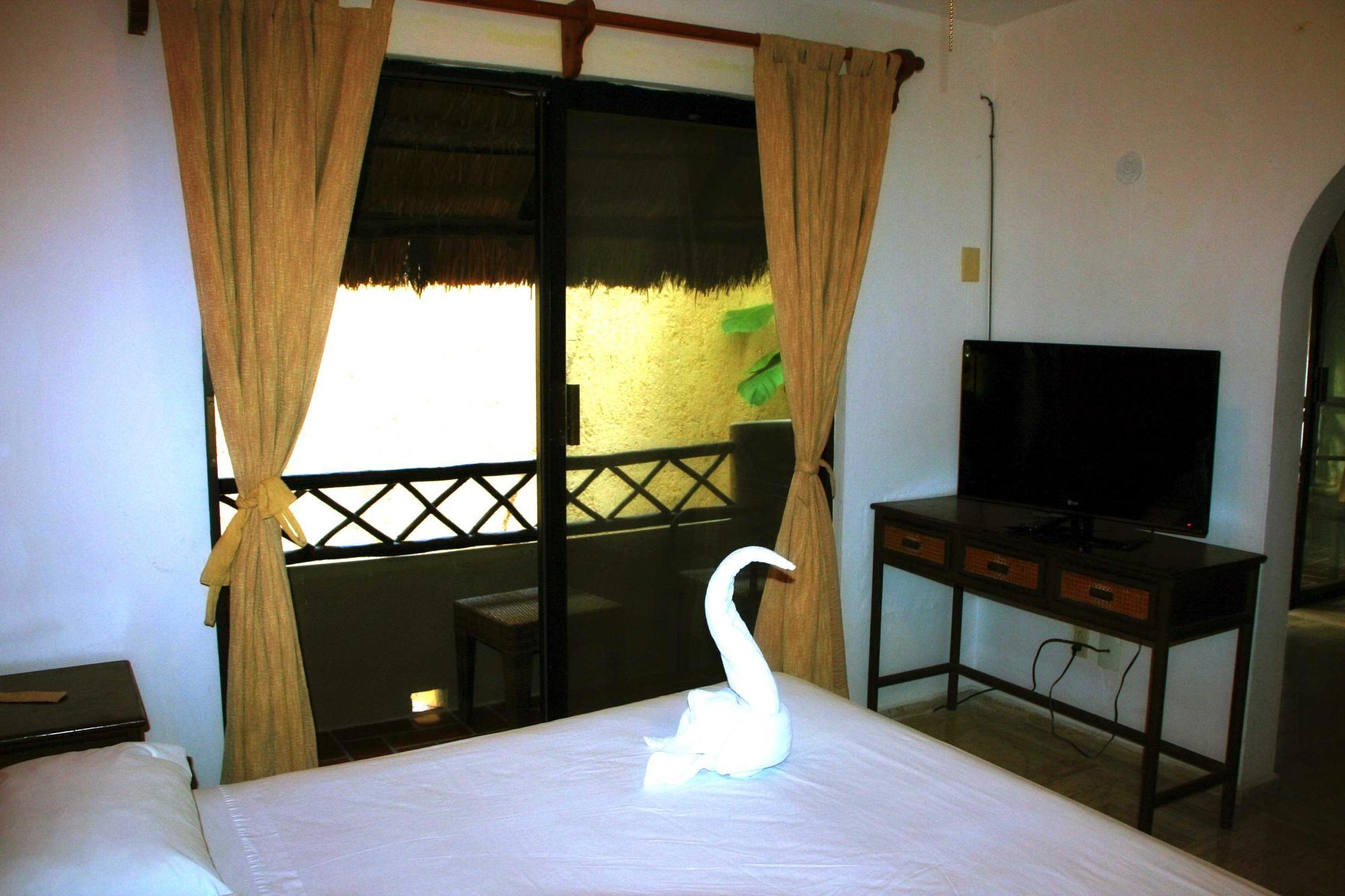 Caracol Suite Hotel 3*