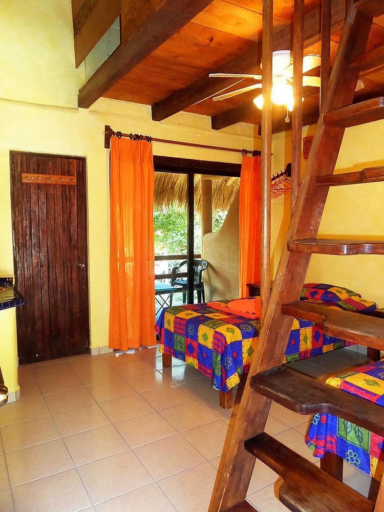 Hotel Hotelito Swiss Oasis - Playa Zicatela - Adults Only 3*