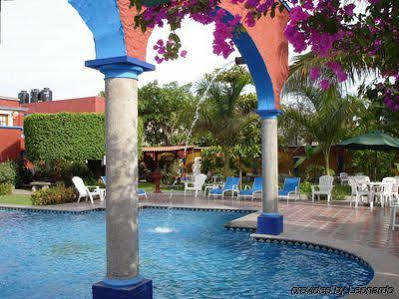 Hacienda Flamingos Hotel 4*