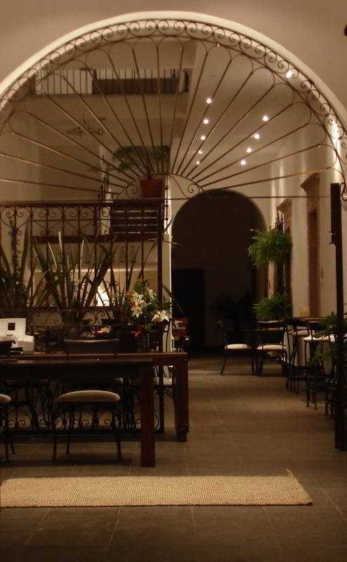 Bed & Breakfast Casa Aspeytia Boutique