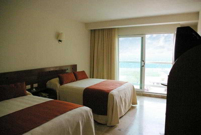 Rivoli Select Hotel 4*