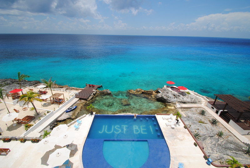 B Hotel 4*