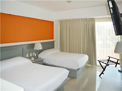 Del Parque Hotel 3*