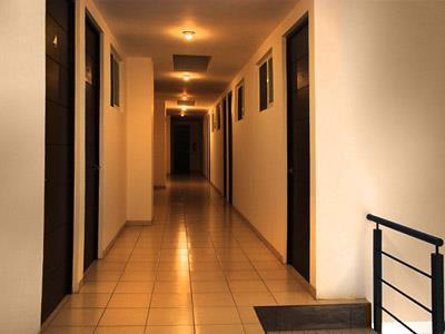 Ross Hotel 3*