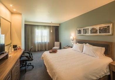 Hampton & Suites By Hilton Bajio Salamanca