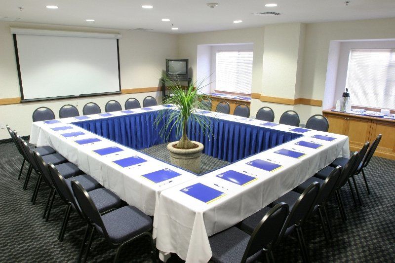 Hotel Microtel & By Wyndham 3*